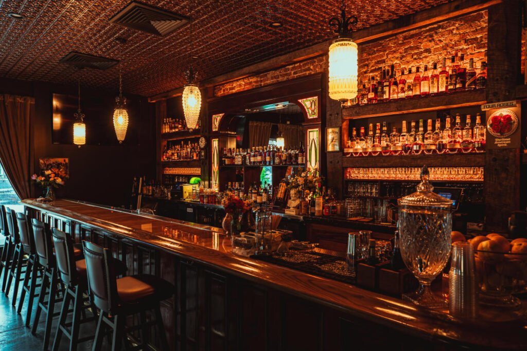 NEAT Bourbon Bar is opening in Mount Pleasant