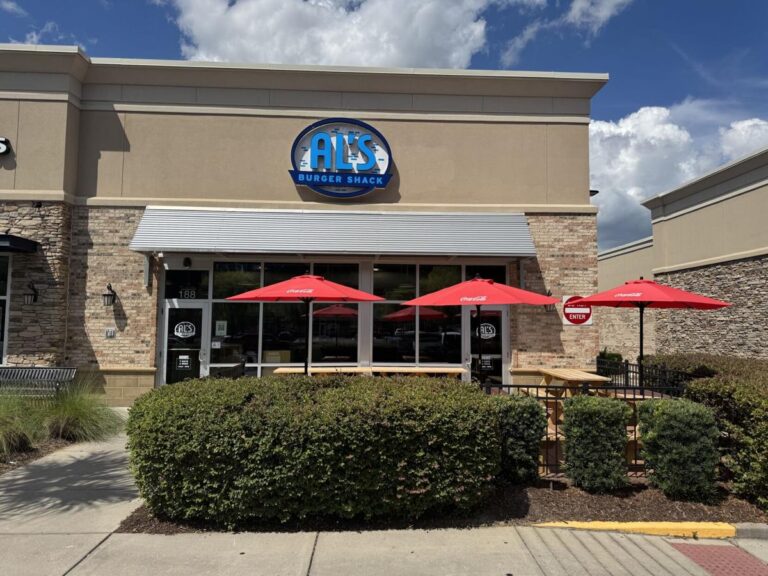 Al’s Burger Shack Brings A North Carolina Burger Favorite To Summerville