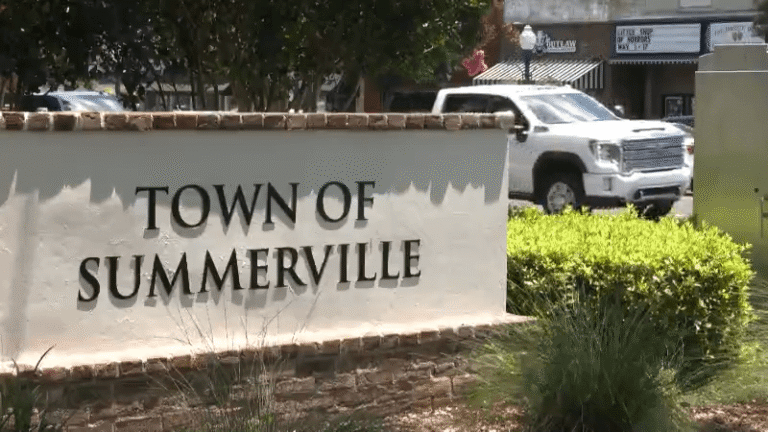 Summerville Approves Downtown Open-Container District, Allowing Beer and Wine While You Walk
